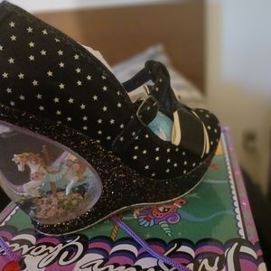 Irregular Choice Chestnut *black*